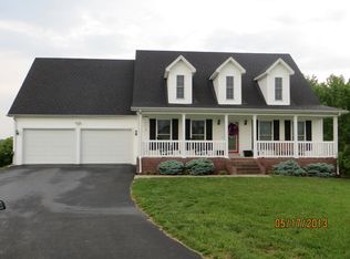 392 Ridgefield Dr, Liberty, KY 42539
