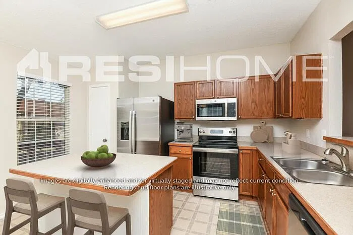 4 bed, 2.0 bath, 1872 sqft, $2,400 — Photo 3