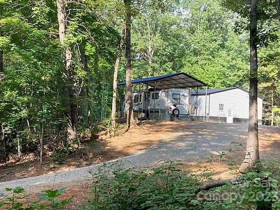 3rd image of 164 Cades Cove Dr