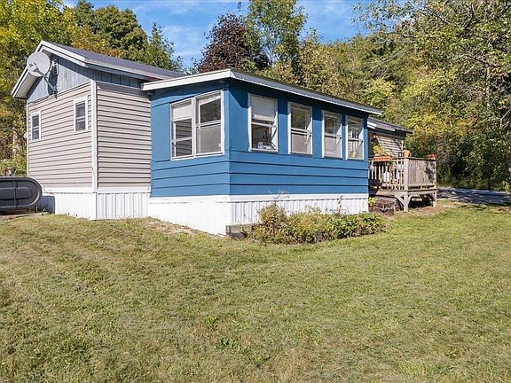 4th image of 342 Hemlock Road