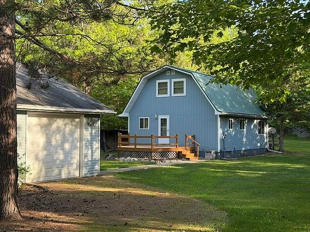 1st image of W10410 Park Ln