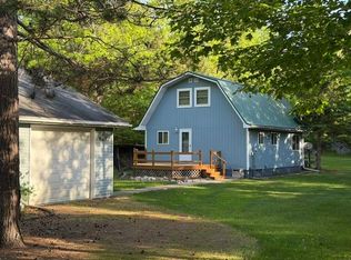 W10410 Park Ln, Athelstane, WI 54104