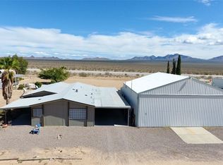 40 Comanche Trl, Cal Nev Ari, NV 89039