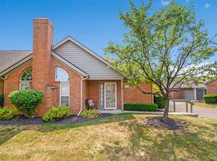 2427 Sportsman Dr, Grove City, OH 43123