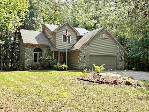 2nd image of 2396 N Spruce Ridge Dr