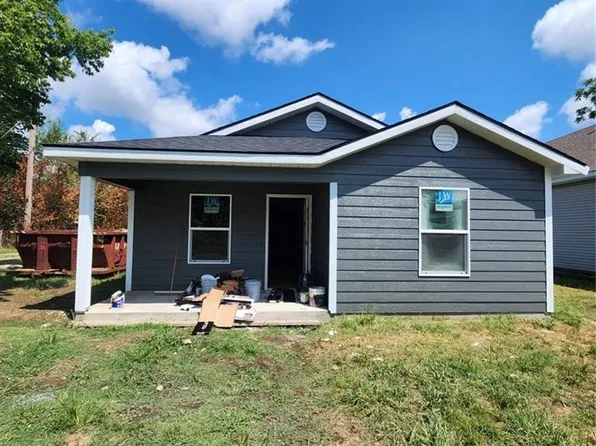 303 E Euclid St, Pittsburg, KS 66762