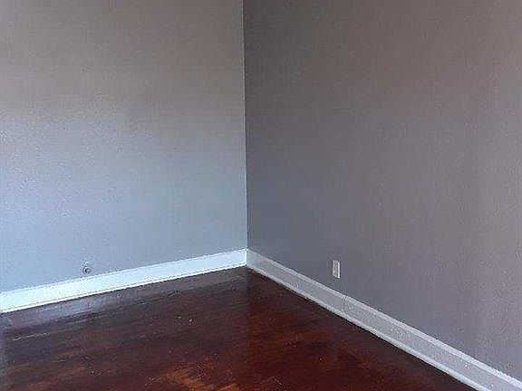 4th image of 1013 7th St #3