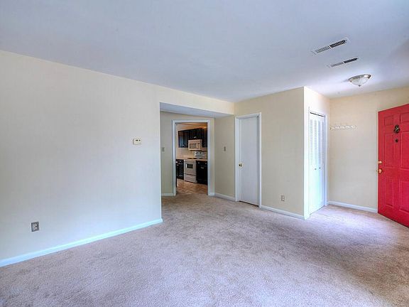 5th image of 1929 Airy Cir
