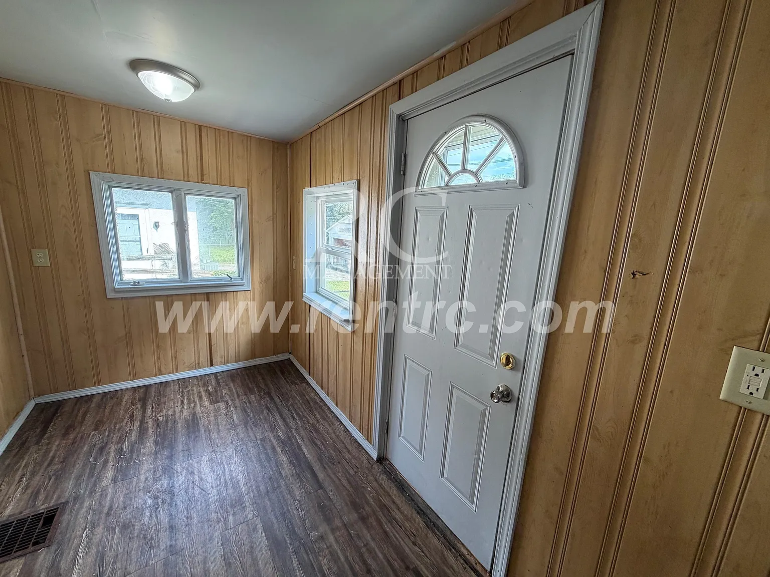 4 bed, 1398 sqft, $995 — Photo 3