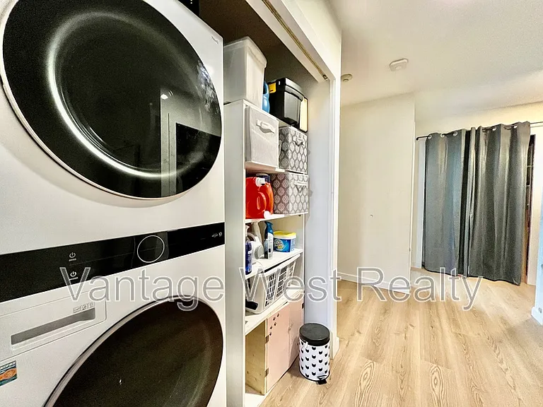 983 Bernard Ave #104 — Photo 11