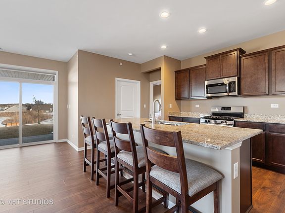 2nd image of 6401 Doral Dr