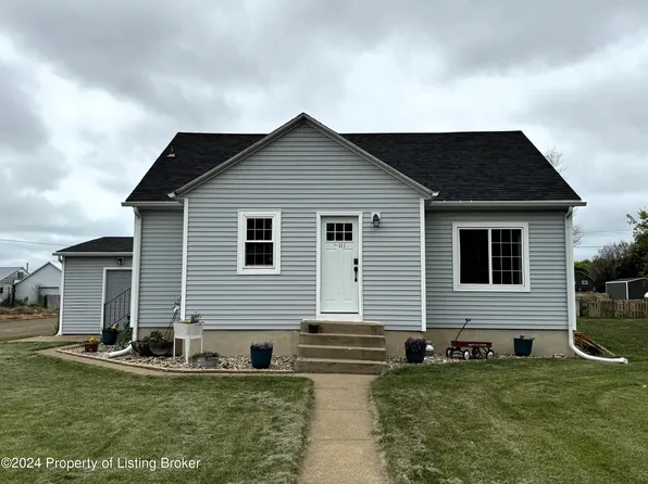 411 11th St S, Hettinger, ND 58639