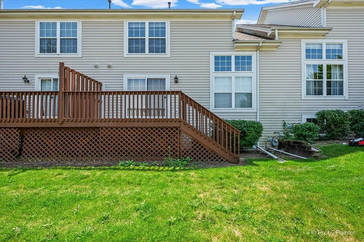 2 bed, 2.5 bath, 1497 sqft, $2,600 — Photo 2