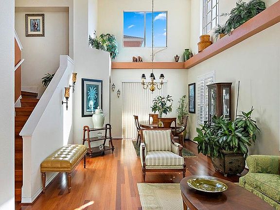 3rd image of 10505 Marlington Pl
