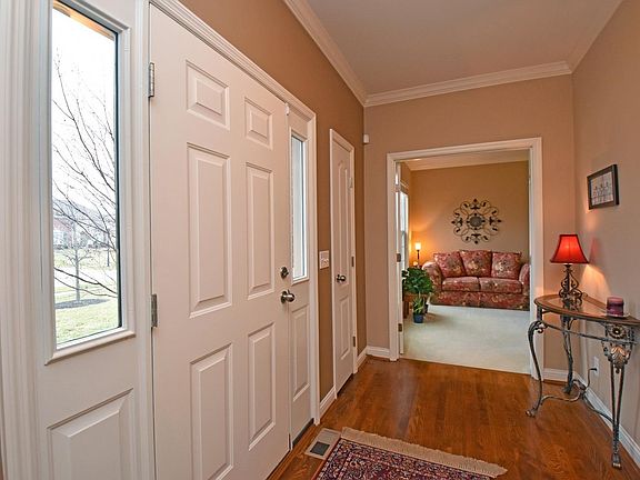 5th image of 7022 Francis Dr