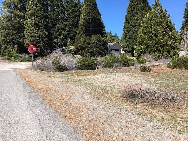 2nd image of 3311 Hill Crest Dr