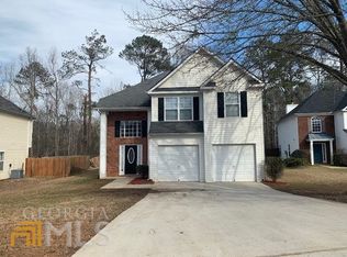 324 Jasmine Dr, Locust Grove, GA 30248