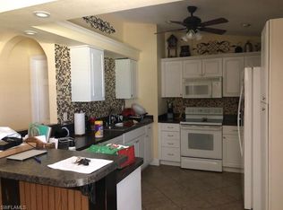 1709 NE 7th Ave, Cape Coral, FL 33909