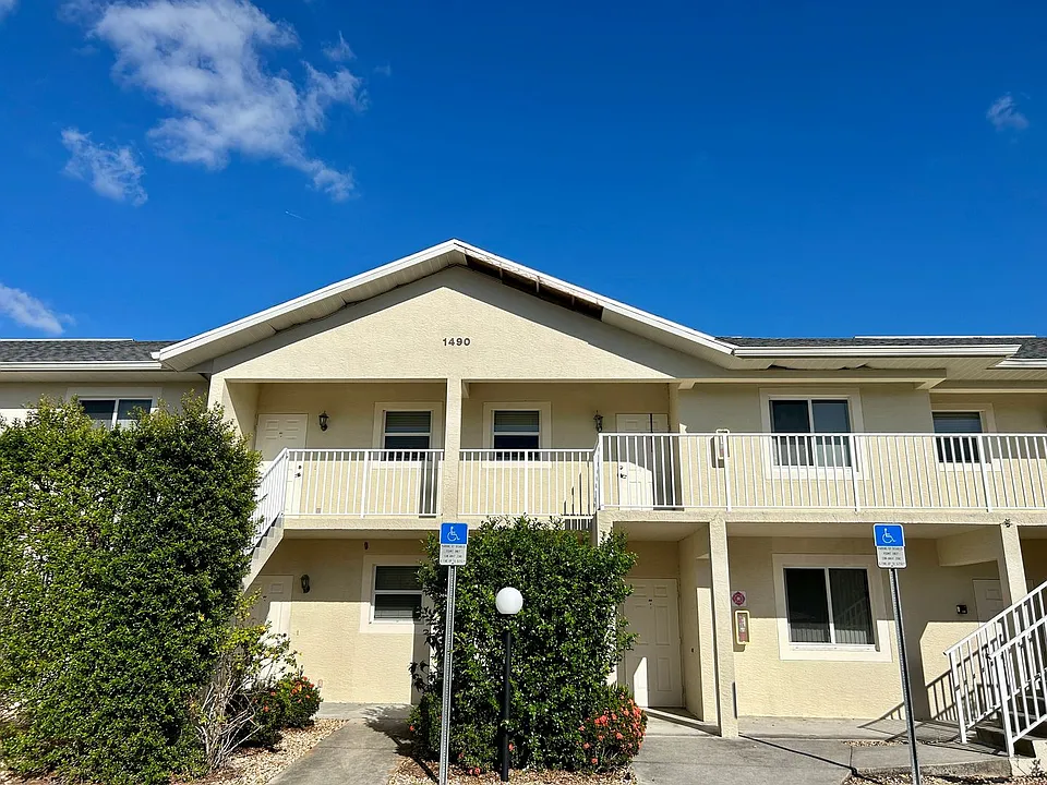1490 San Cristobal Ave #A4