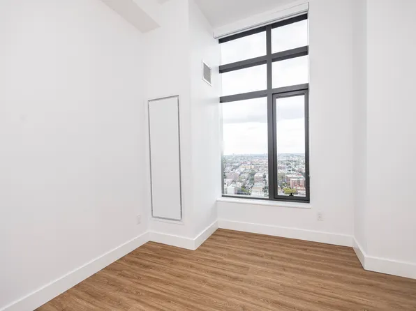 2230 Cropsey Avenue image 3 of 66