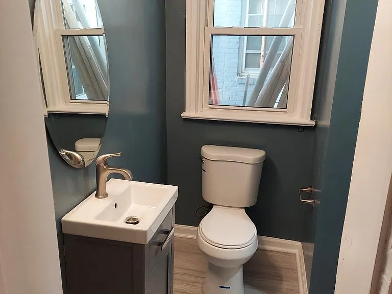 730 Yarmouth St #1 — Photo 9