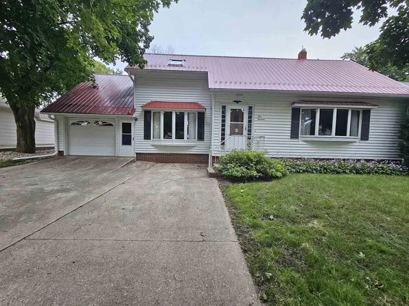 514 N 5th St, Greene, IA 50636