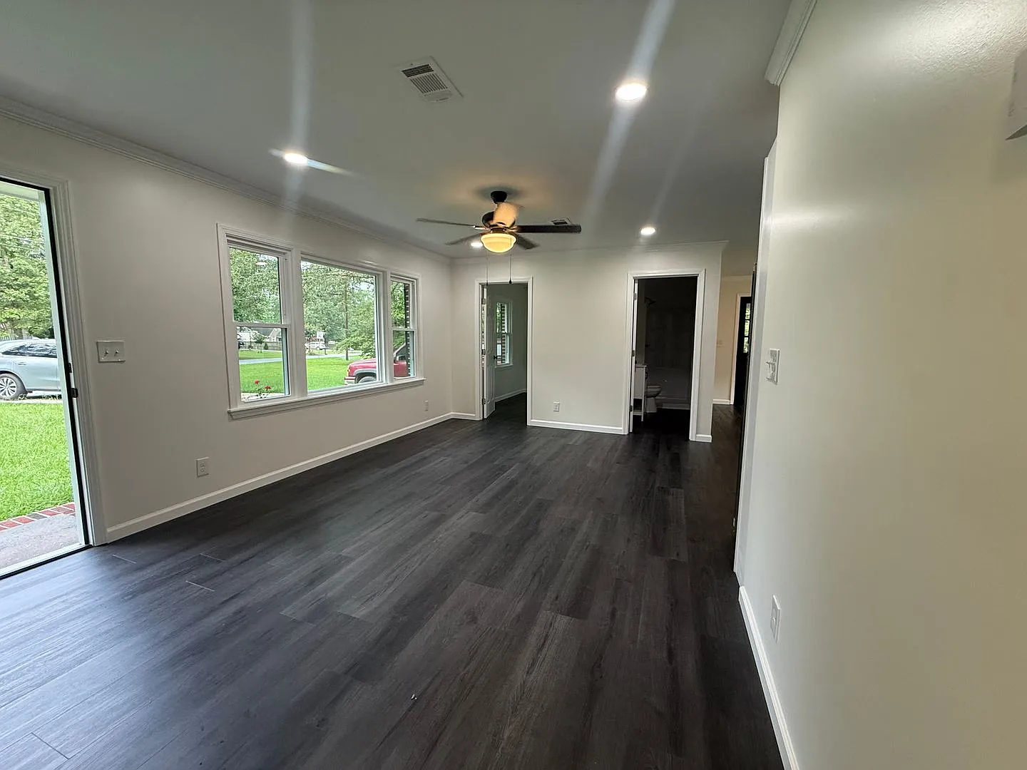 4 Bedrooms, 2 Bathrooms - Home In Armuchee! **Newly Remodeled — Photo 3