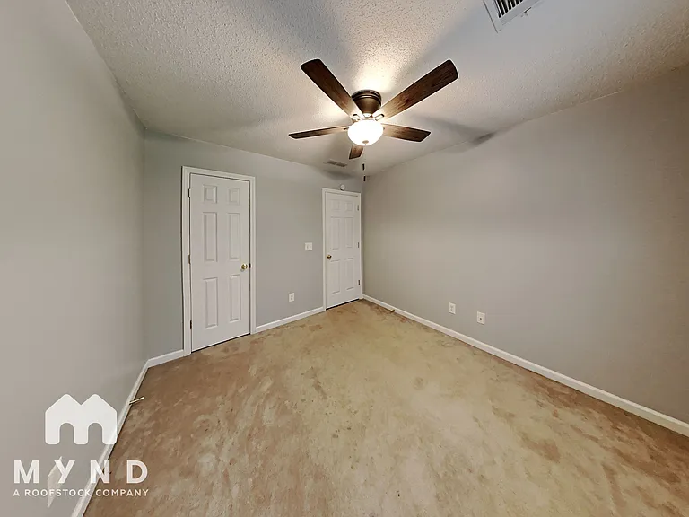 135 Mountain Ct — Photo 11