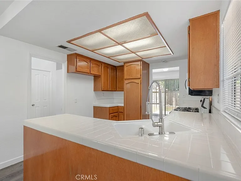 3321 Mountainside Dr — Photo 18