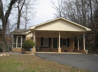 412 River Falls Rd, Marietta, SC 29661