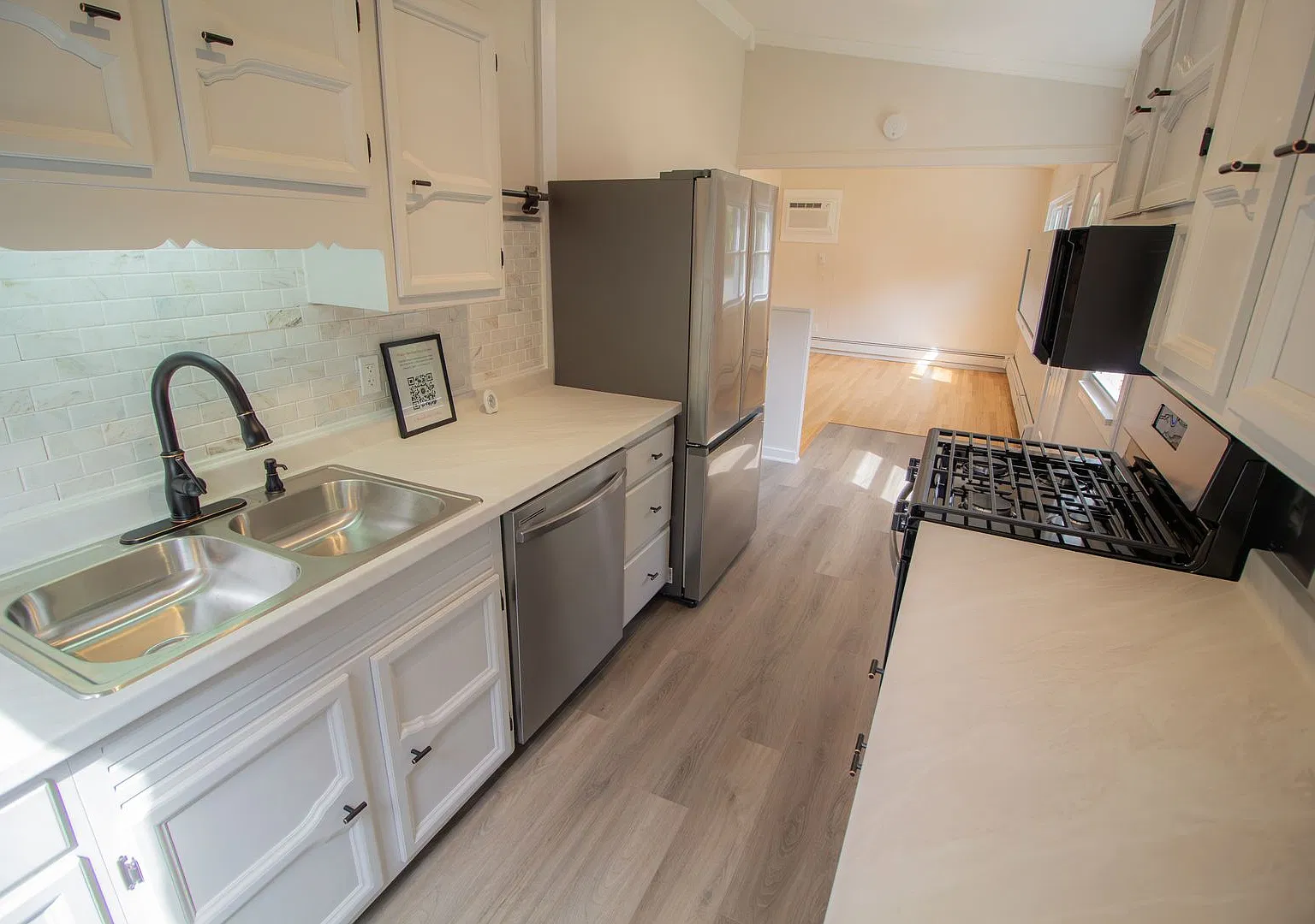 3 BR - 1 BA - North Colonie Schools — Photo 4