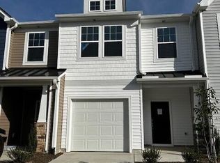 151 Hyacinth Ln #202, Angier, NC 27501