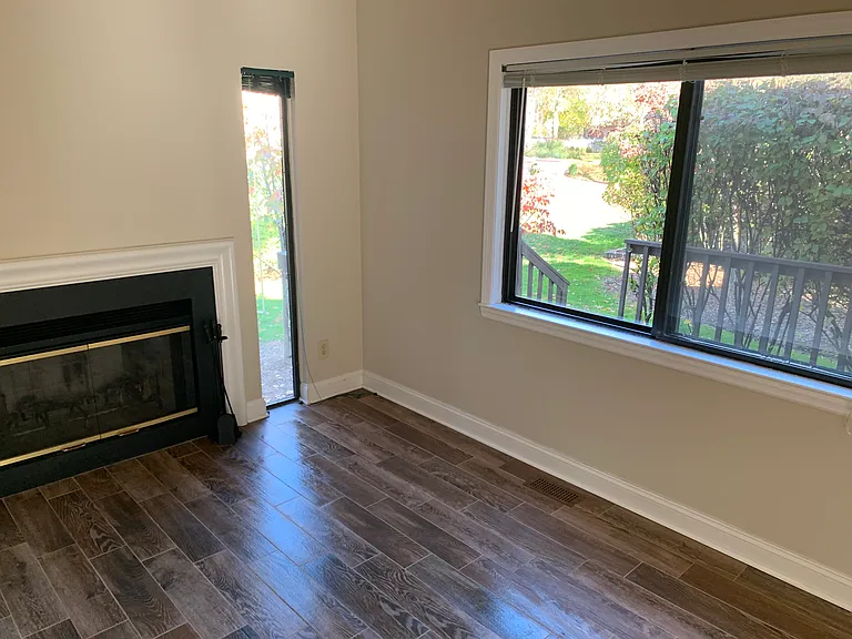 501 Sayre Dr — Photo 6