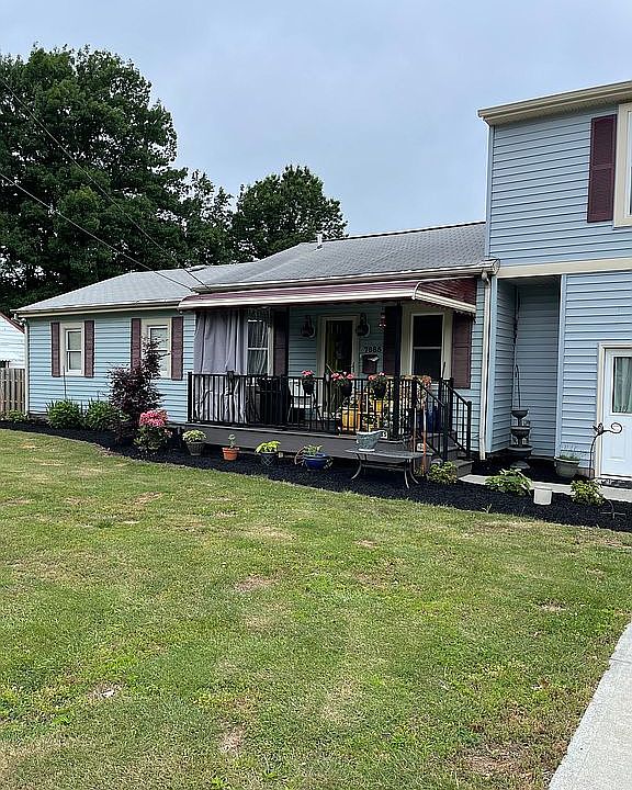 1st image of 7685 Manor Dr