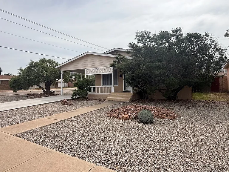 1514 Utah Ave — Photo 3
