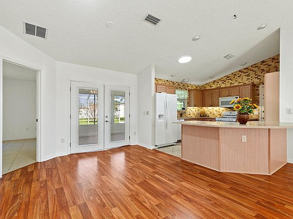 4th image of 16886 SE 96th Chapelwood Cir