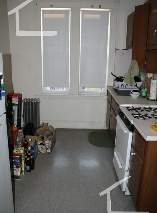 2nd image of 1626 Comm Ave APT 25