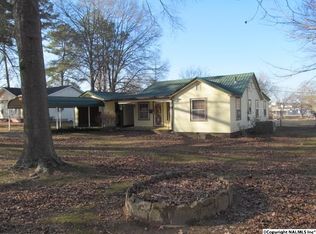 1015 Snellgrove Ave, Boaz, AL 35957