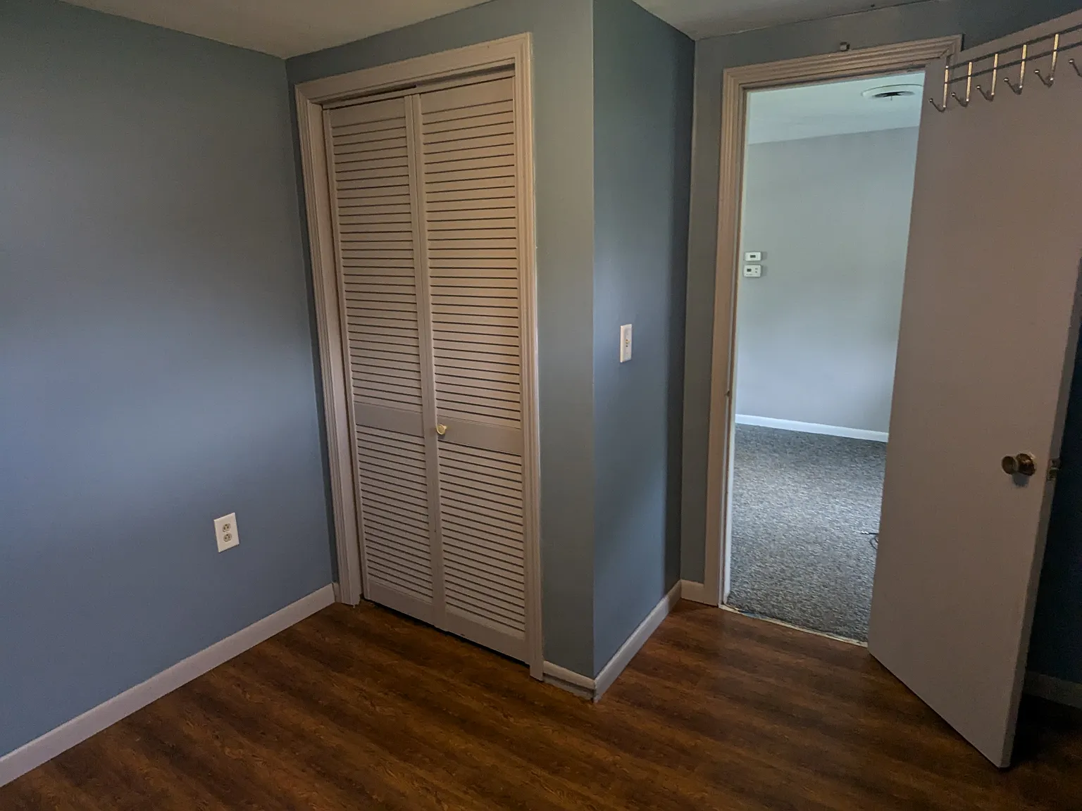 2 bed, 700 sqft, $850 — Photo 1