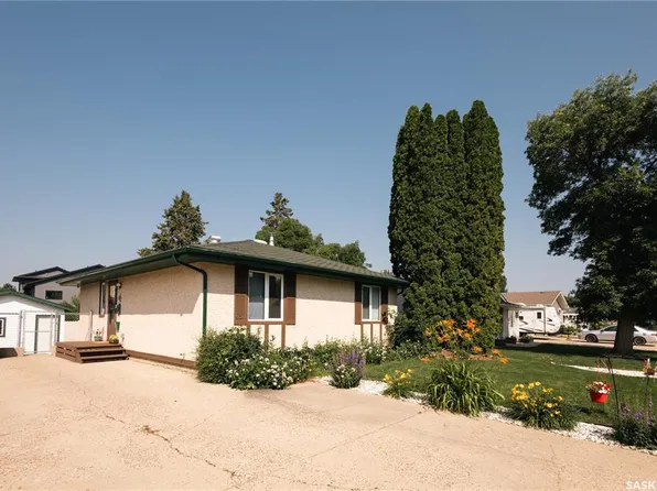 631 Buchanan DRIVE, Prince Albert, SK S6V 5Z7