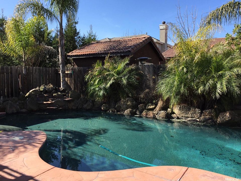 2nd image of 3213 Caraway Ct