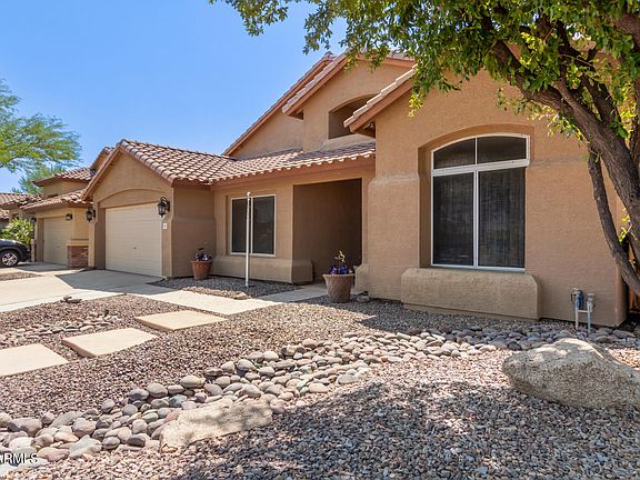 3rd image of 682 N DAVID Drive