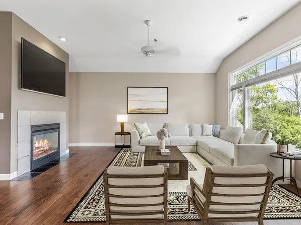 18235 West Wisconsin AVENUE, Brookfield, WI 53045