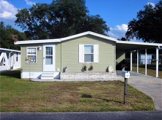 5452 Betmar Dr, Zephyrhills, FL 33542