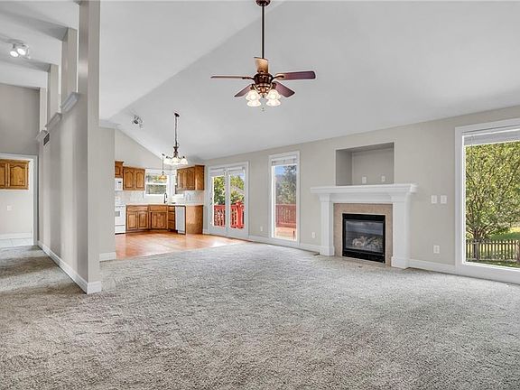 5th image of 1000 Sumac Dr
