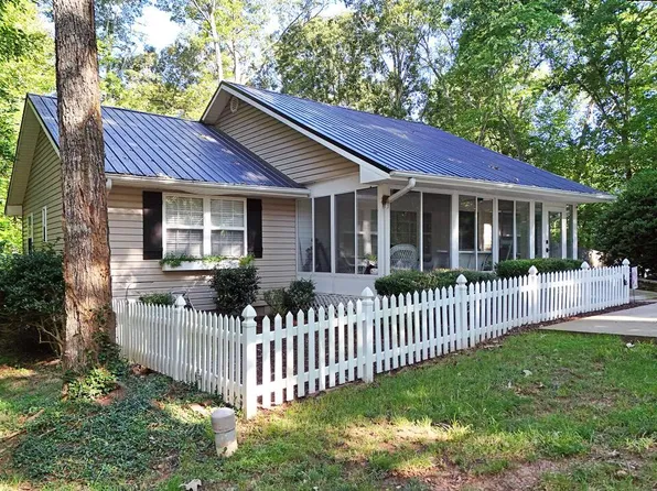 17 Ellen Dr, Blairsville, GA 30512