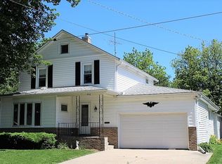 202 E Winfield St, Morrison, IL 61270