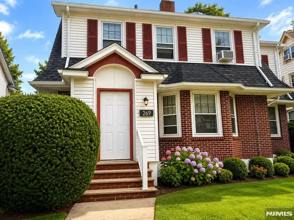 269 Cherry Ln, Teaneck, NJ 07666