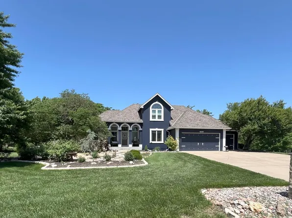4245 SW Eagle Point Rd, Topeka, KS 66610