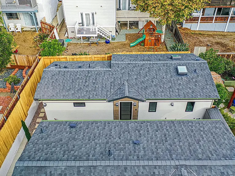 262 Barbara Ave — Photo 23
